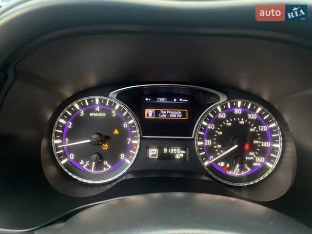 Черный Инфинити QX60, объемом двигателя 3.5 л и пробегом 147 тыс. км за 15990 $, фото 27 на Automoto.ua