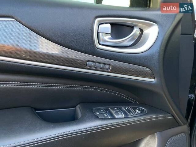 Черный Инфинити QX60, объемом двигателя 3.5 л и пробегом 147 тыс. км за 15990 $, фото 18 на Automoto.ua