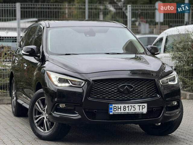 Черный Инфинити QX60, объемом двигателя 3.5 л и пробегом 170 тыс. км за 20500 $, фото 4 на Automoto.ua