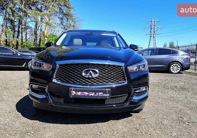 Черный Инфинити QX60, объемом двигателя 3.5 л и пробегом 94 тыс. км за 21899 $, фото 2 на Automoto.ua