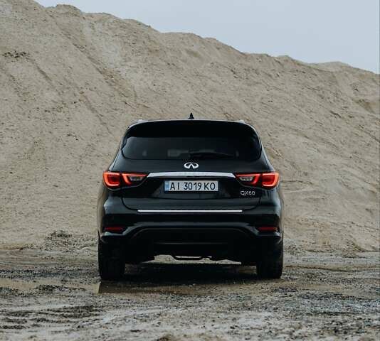 Чорний Інфініті QX60, об'ємом двигуна 3.5 л та пробігом 109 тис. км за 22000 $, фото 23 на Automoto.ua