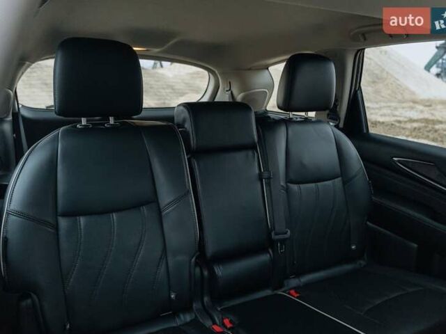 Чорний Інфініті QX60, об'ємом двигуна 3.5 л та пробігом 109 тис. км за 22000 $, фото 60 на Automoto.ua