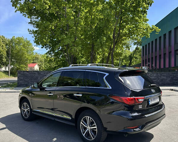 Черный Инфинити QX60, объемом двигателя 3.5 л и пробегом 196 тыс. км за 17500 $, фото 5 на Automoto.ua
