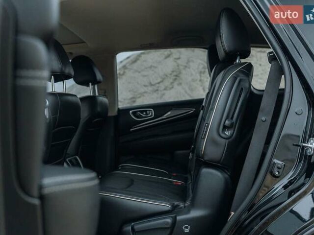Чорний Інфініті QX60, об'ємом двигуна 3.5 л та пробігом 109 тис. км за 22000 $, фото 58 на Automoto.ua