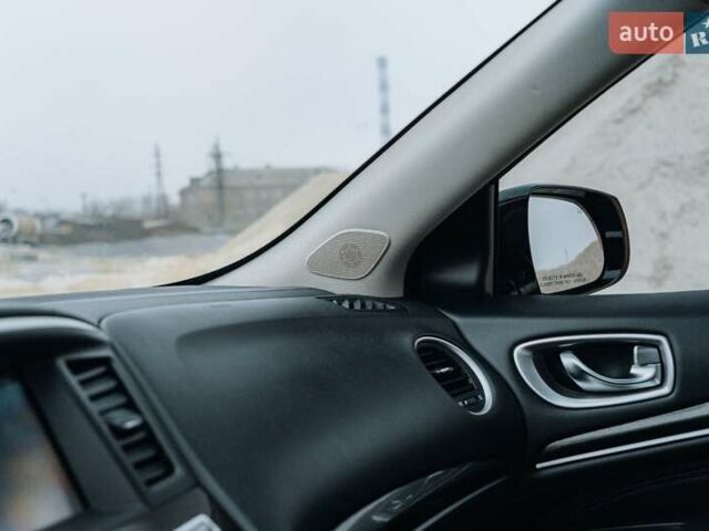 Чорний Інфініті QX60, об'ємом двигуна 3.5 л та пробігом 109 тис. км за 22000 $, фото 55 на Automoto.ua