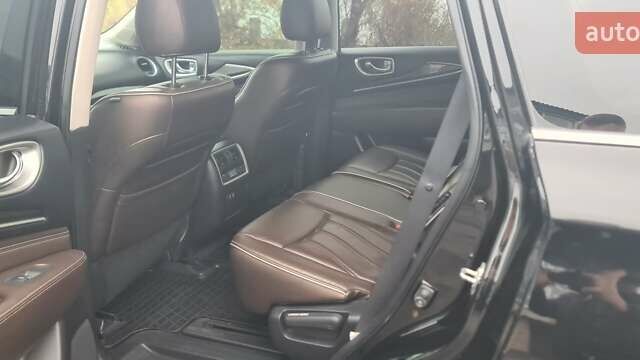 Черный Инфинити QX60, объемом двигателя 3.5 л и пробегом 76 тыс. км за 24500 $, фото 5 на Automoto.ua