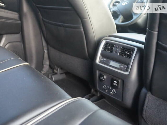 Черный Инфинити QX60, объемом двигателя 3.5 л и пробегом 75 тыс. км за 20600 $, фото 34 на Automoto.ua