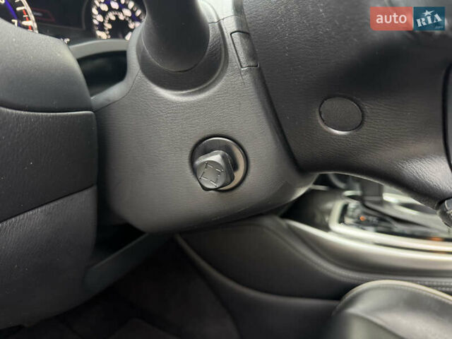 Черный Инфинити QX60, объемом двигателя 3.5 л и пробегом 170 тыс. км за 20500 $, фото 21 на Automoto.ua