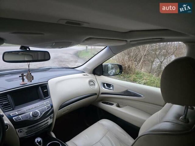 Чорний Інфініті QX60, об'ємом двигуна 3.5 л та пробігом 123 тис. км за 16800 $, фото 22 на Automoto.ua