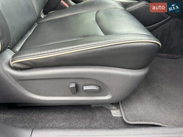 Черный Инфинити QX60, объемом двигателя 3.5 л и пробегом 170 тыс. км за 20500 $, фото 30 на Automoto.ua