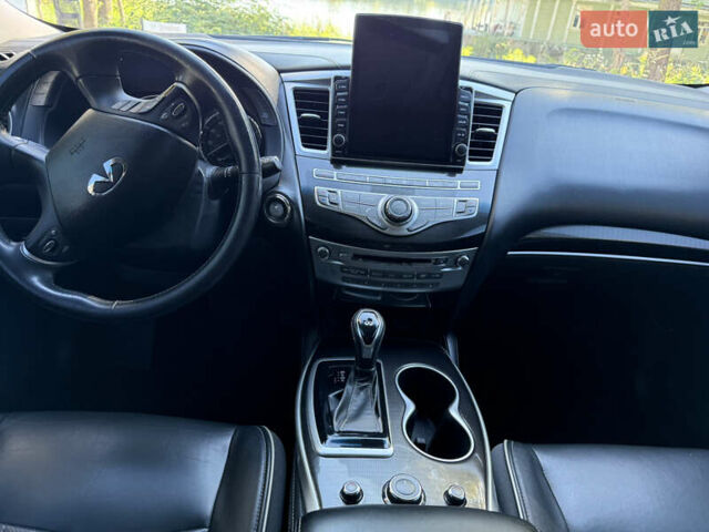 Чорний Інфініті QX60, об'ємом двигуна 3.5 л та пробігом 141 тис. км за 19300 $, фото 10 на Automoto.ua
