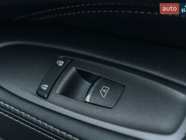 Чорний Інфініті QX60, об'ємом двигуна 3.5 л та пробігом 109 тис. км за 22000 $, фото 56 на Automoto.ua