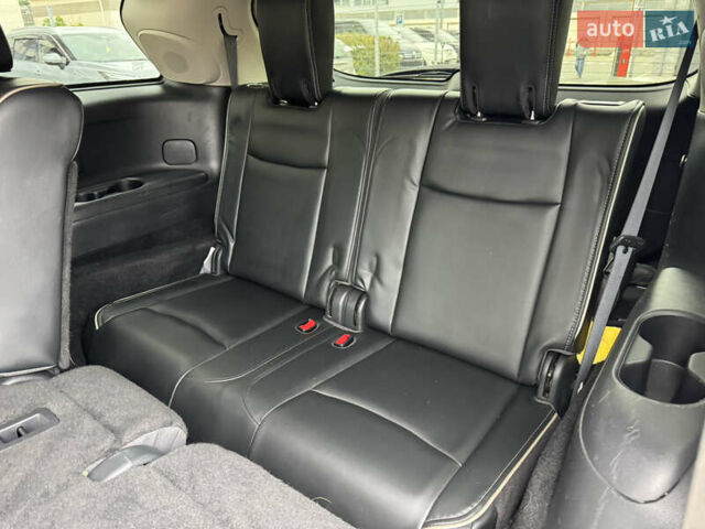 Черный Инфинити QX60, объемом двигателя 3.5 л и пробегом 170 тыс. км за 20500 $, фото 33 на Automoto.ua