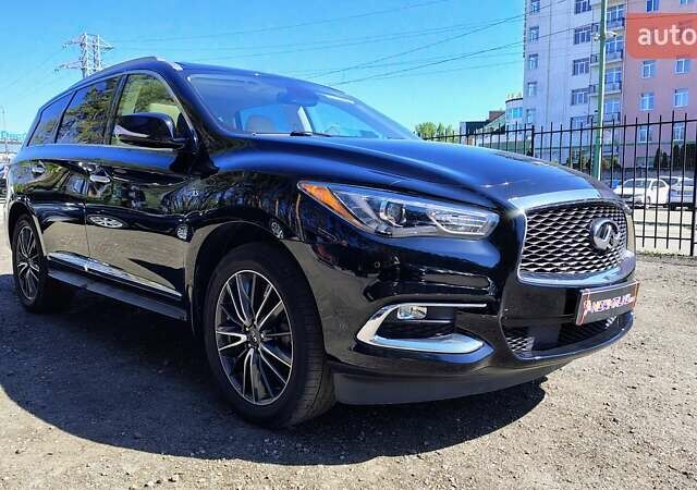 Черный Инфинити QX60, объемом двигателя 3.5 л и пробегом 94 тыс. км за 21899 $, фото 1 на Automoto.ua