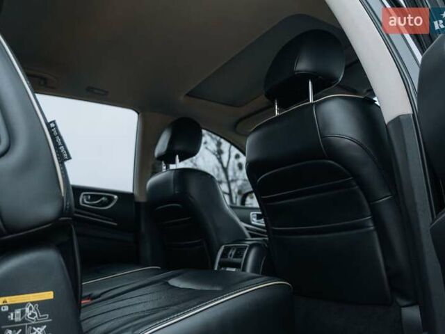 Чорний Інфініті QX60, об'ємом двигуна 3.5 л та пробігом 109 тис. км за 22000 $, фото 59 на Automoto.ua