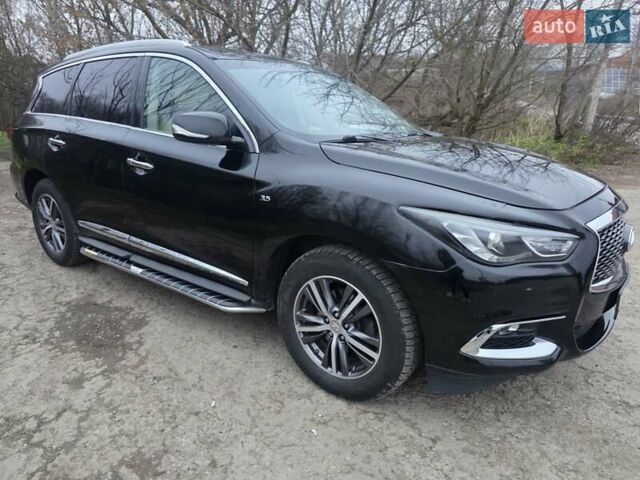 Чорний Інфініті QX60, об'ємом двигуна 3.5 л та пробігом 123 тис. км за 16800 $, фото 10 на Automoto.ua