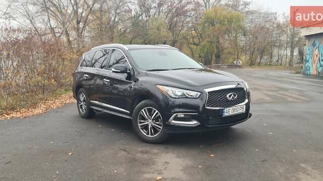 Черный Инфинити QX60, объемом двигателя 3.5 л и пробегом 76 тыс. км за 24500 $, фото 15 на Automoto.ua