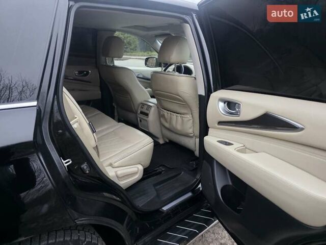 Чорний Інфініті QX60, об'ємом двигуна 3.5 л та пробігом 123 тис. км за 16800 $, фото 17 на Automoto.ua
