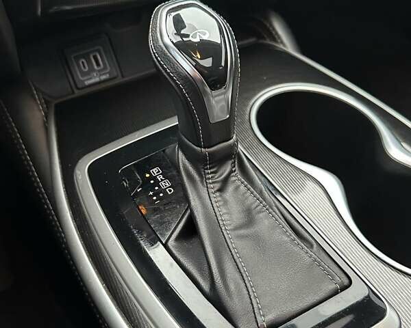 Чорний Інфініті QX60, об'ємом двигуна 3.5 л та пробігом 136 тис. км за 17999 $, фото 28 на Automoto.ua