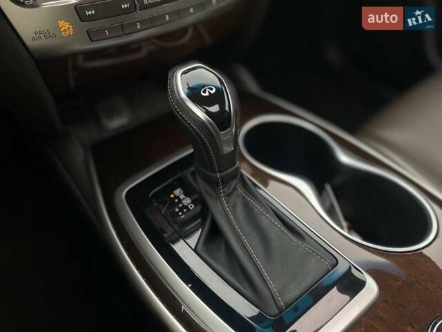 Черный Инфинити QX60, объемом двигателя 2.49 л и пробегом 99 тыс. км за 27990 $, фото 47 на Automoto.ua