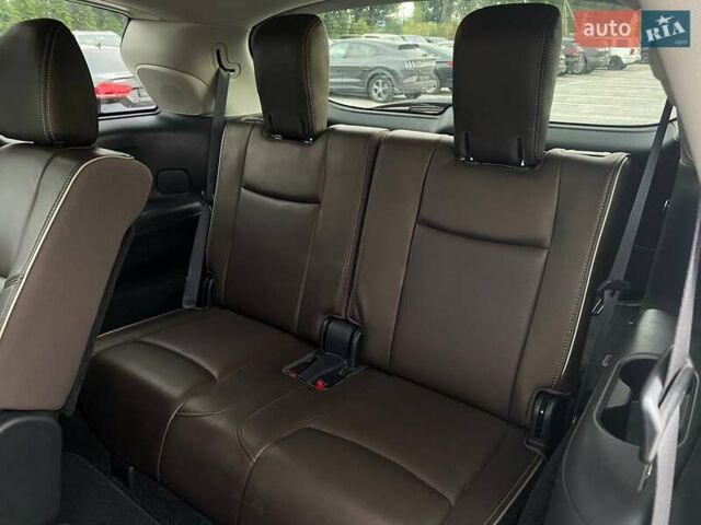 Черный Инфинити QX60, объемом двигателя 2.49 л и пробегом 99 тыс. км за 27990 $, фото 33 на Automoto.ua