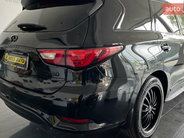 Черный Инфинити QX60, объемом двигателя 3.5 л и пробегом 163 тыс. км за 27000 $, фото 3 на Automoto.ua