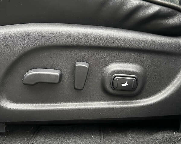 Чорний Інфініті QX60, об'ємом двигуна 3.5 л та пробігом 136 тис. км за 17999 $, фото 32 на Automoto.ua