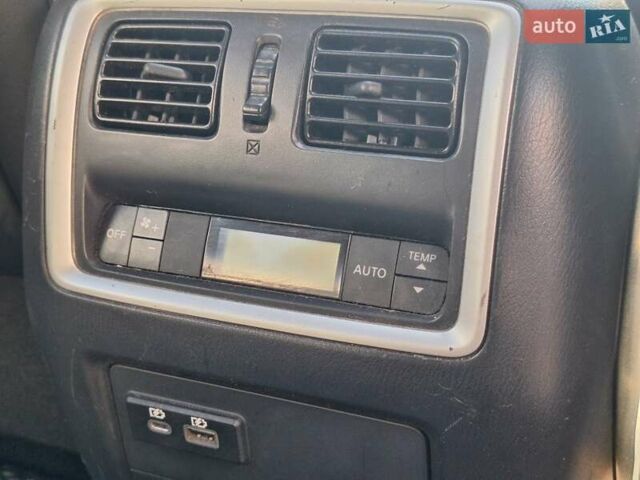 Чорний Інфініті QX60, об'ємом двигуна 3.5 л та пробігом 157 тис. км за 18799 $, фото 32 на Automoto.ua