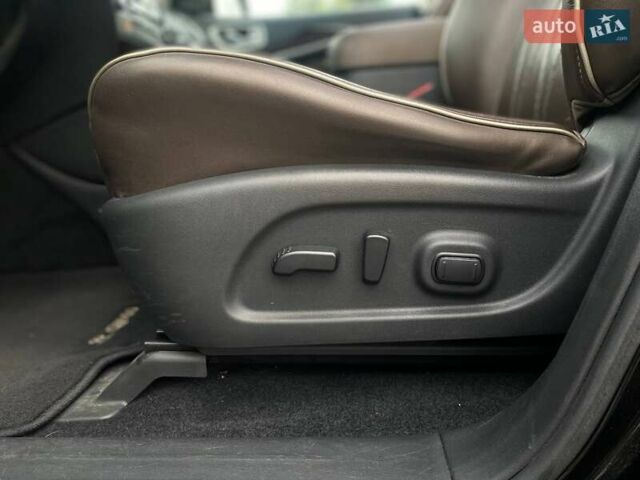 Черный Инфинити QX60, объемом двигателя 2.49 л и пробегом 99 тыс. км за 27990 $, фото 23 на Automoto.ua