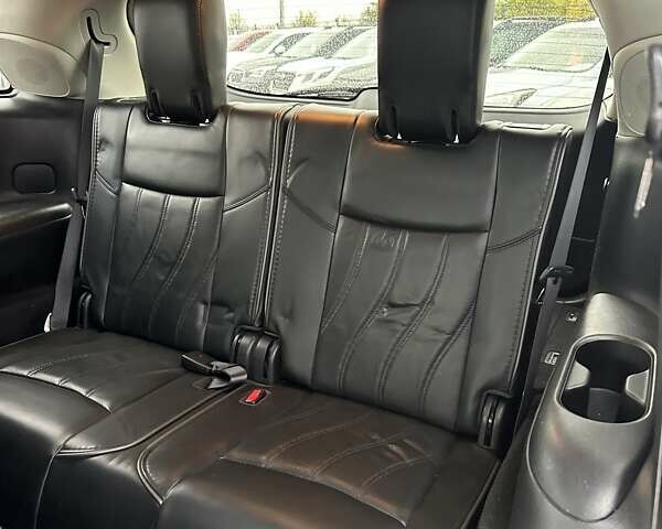 Чорний Інфініті QX60, об'ємом двигуна 3.5 л та пробігом 136 тис. км за 17999 $, фото 18 на Automoto.ua