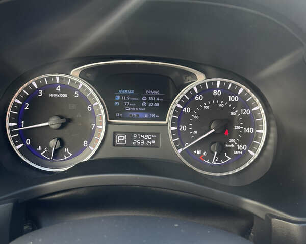 Черный Инфинити QX60, объемом двигателя 3.5 л и пробегом 97 тыс. км за 20000 $, фото 16 на Automoto.ua
