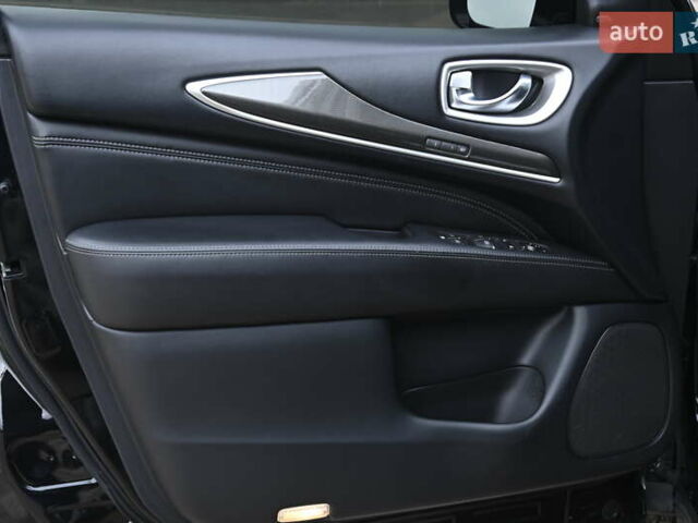 Чорний Інфініті QX60, об'ємом двигуна 3.5 л та пробігом 77 тис. км за 21999 $, фото 21 на Automoto.ua