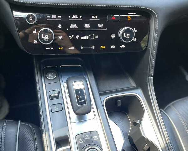 Чорний Інфініті QX60, об'ємом двигуна 3.5 л та пробігом 37 тис. км за 39900 $, фото 21 на Automoto.ua