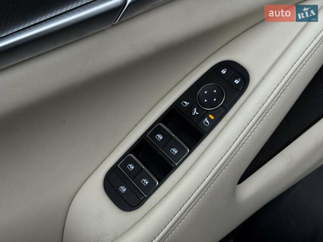 Черный Инфинити QX60, объемом двигателя 3.5 л и пробегом 34 тыс. км за 36500 $, фото 24 на Automoto.ua