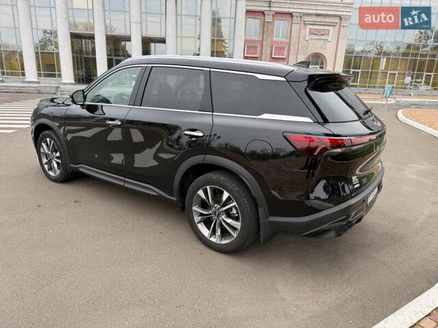 Чорний Інфініті QX60, об'ємом двигуна 3.5 л та пробігом 21 тис. км за 37500 $, фото 4 на Automoto.ua
