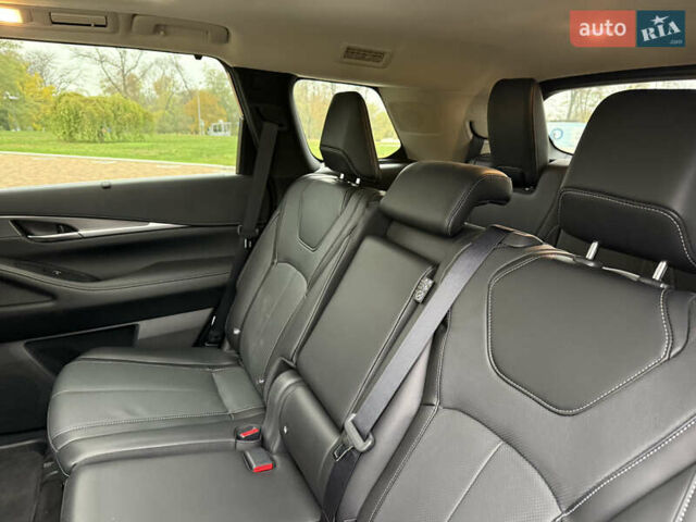 Чорний Інфініті QX60, об'ємом двигуна 3.5 л та пробігом 21 тис. км за 37500 $, фото 23 на Automoto.ua