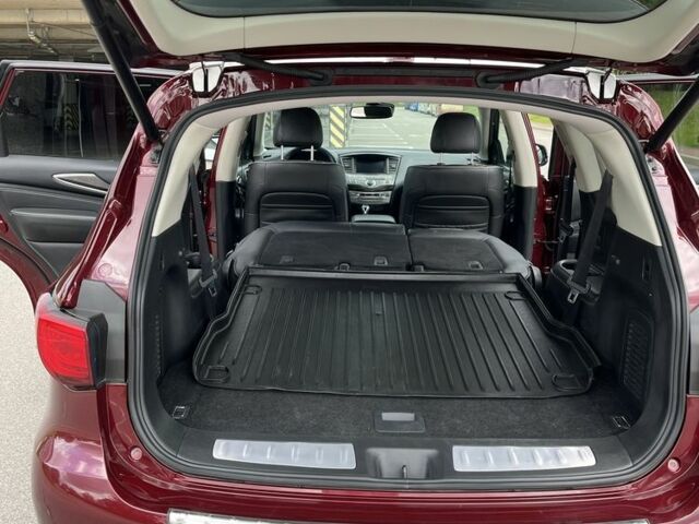 Красный Инфинити QX60, объемом двигателя 3.5 л и пробегом 3 тыс. км за 27000 $, фото 4 на Automoto.ua