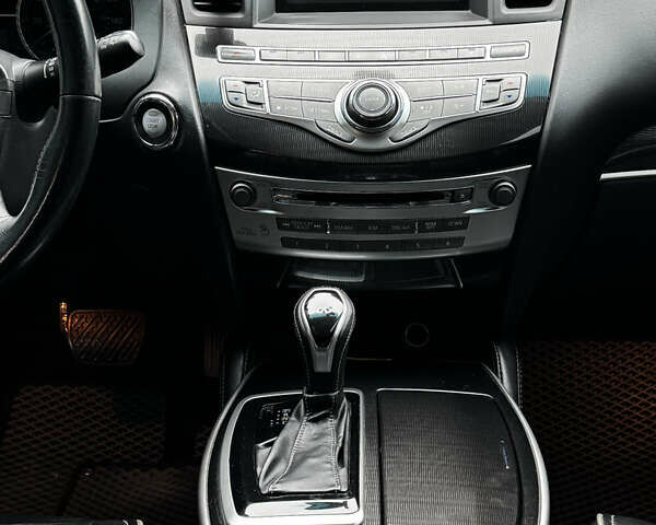 Инфинити QX60, объемом двигателя 3.5 л и пробегом 150 тыс. км за 18800 $, фото 11 на Automoto.ua
