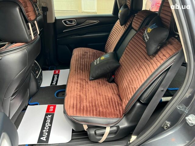 Серый Инфинити QX60, объемом двигателя 35 л и пробегом 150 тыс. км за 15390 $, фото 26 на Automoto.ua