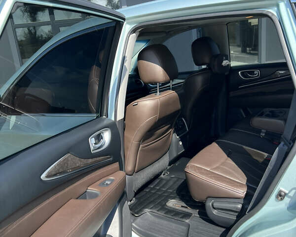 Серый Инфинити QX60, объемом двигателя 3.5 л и пробегом 244 тыс. км за 15000 $, фото 6 на Automoto.ua