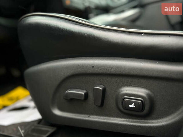 Серый Инфинити QX60, объемом двигателя 3.5 л и пробегом 144 тыс. км за 13600 $, фото 21 на Automoto.ua