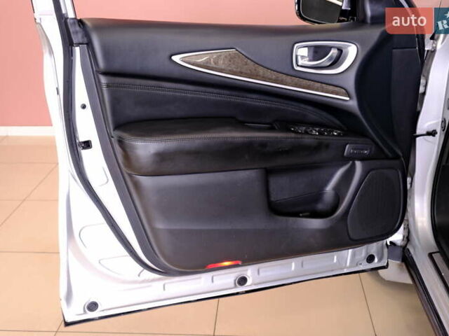 Серый Инфинити QX60, объемом двигателя 3.5 л и пробегом 173 тыс. км за 12900 $, фото 31 на Automoto.ua