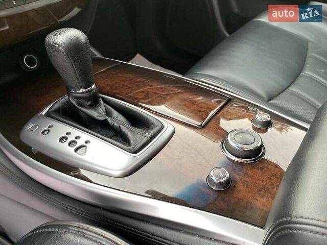 Серый Инфинити QX60, объемом двигателя 3.5 л и пробегом 151 тыс. км за 12500 $, фото 14 на Automoto.ua