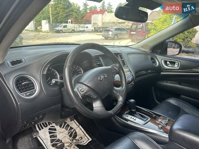 Серый Инфинити QX60, объемом двигателя 2.5 л и пробегом 240 тыс. км за 8800 $, фото 2 на Automoto.ua