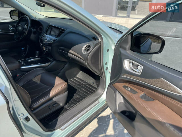 Серый Инфинити QX60, объемом двигателя 3.5 л и пробегом 244 тыс. км за 15000 $, фото 7 на Automoto.ua