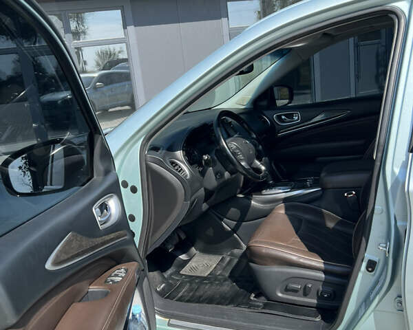 Серый Инфинити QX60, объемом двигателя 3.5 л и пробегом 244 тыс. км за 15000 $, фото 5 на Automoto.ua