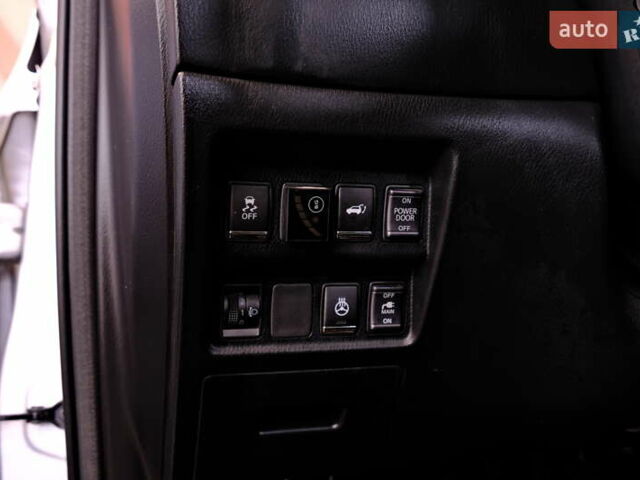 Серый Инфинити QX60, объемом двигателя 3.5 л и пробегом 173 тыс. км за 12900 $, фото 21 на Automoto.ua