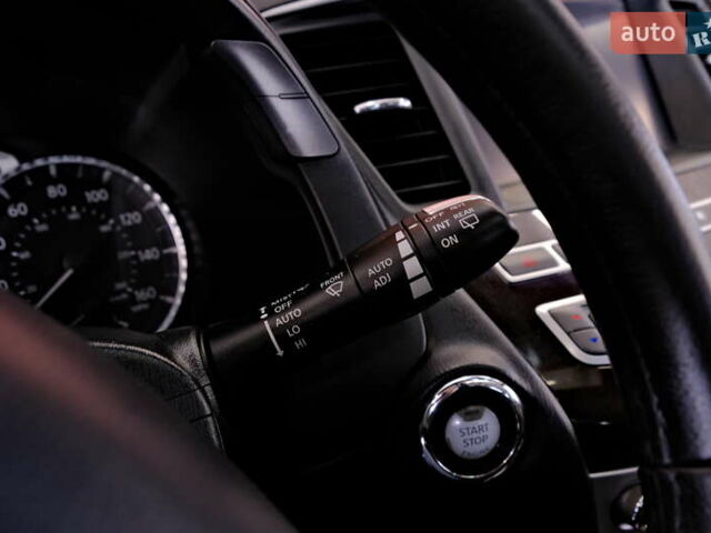 Серый Инфинити QX60, объемом двигателя 3.5 л и пробегом 173 тыс. км за 12900 $, фото 23 на Automoto.ua