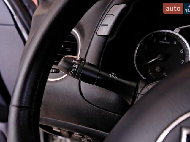 Серый Инфинити QX60, объемом двигателя 3.5 л и пробегом 173 тыс. км за 12900 $, фото 22 на Automoto.ua