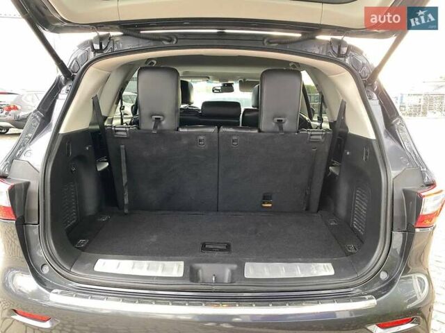 Серый Инфинити QX60, объемом двигателя 3.5 л и пробегом 151 тыс. км за 12500 $, фото 16 на Automoto.ua